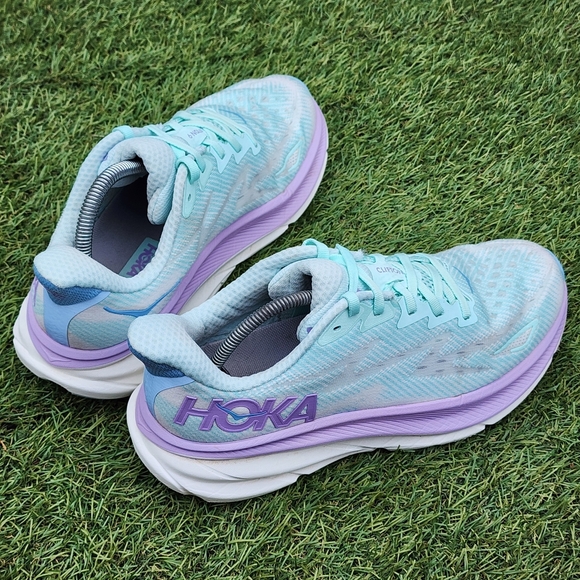 HOKA CLIFTON 9 - Womens Athletic Shoes - SIZE 10B - Picture 6 of 9